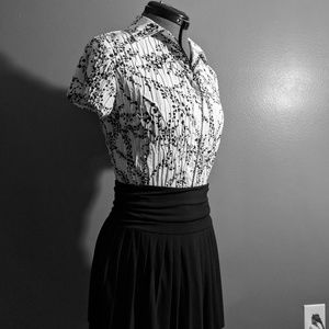 East 5th Black & White Button-Down Blouse